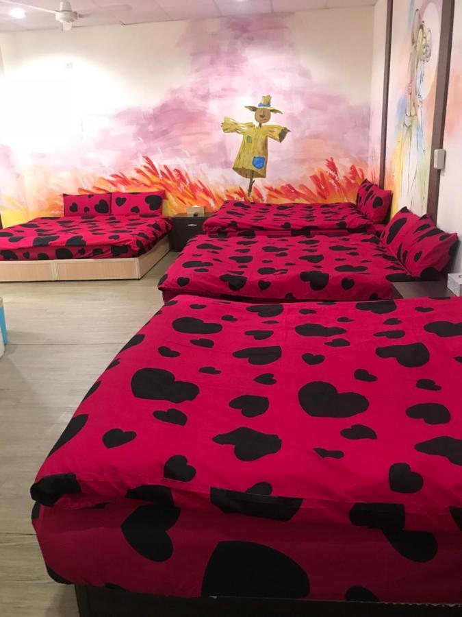 Mickey House-Fuxing Apartment ไถจง ภายนอก รูปภาพ