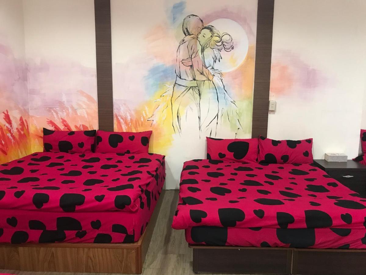 Mickey House-Fuxing Apartment ไถจง ภายนอก รูปภาพ